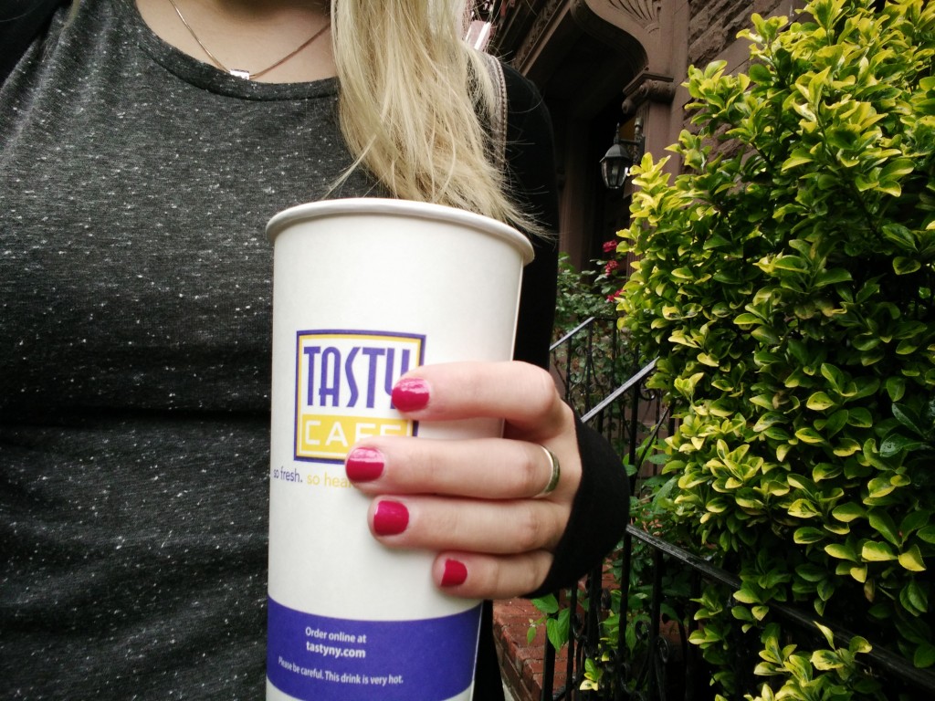 Big-sized coffee cup in New York